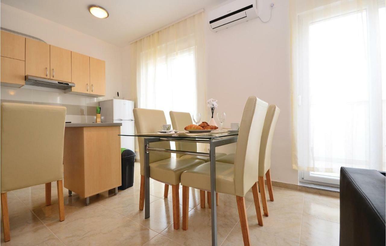 Apartment Mlasina-6 Nin Bagian luar foto