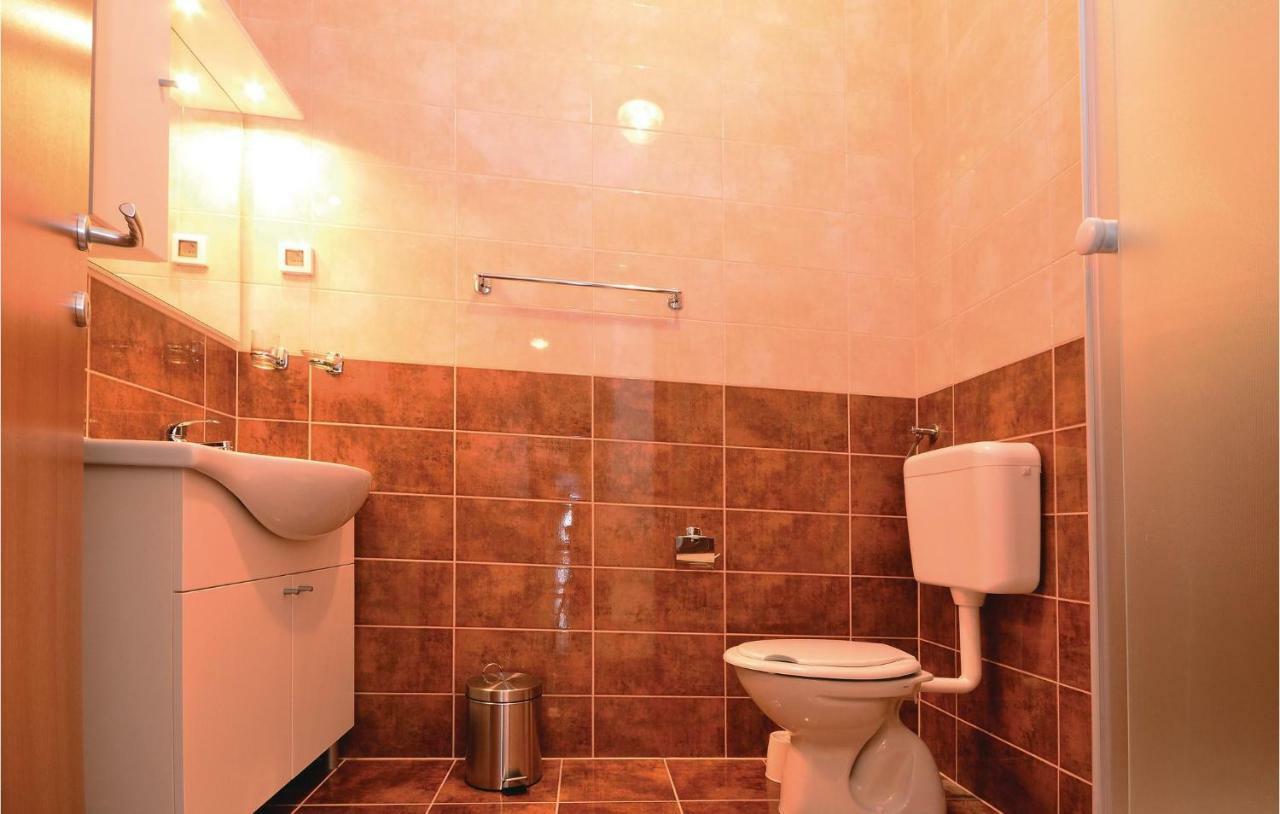 Apartment Mlasina-6 Nin Bagian luar foto